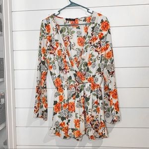 Honey Punch | v-neck long sleeve white floral print scalloped edge romper